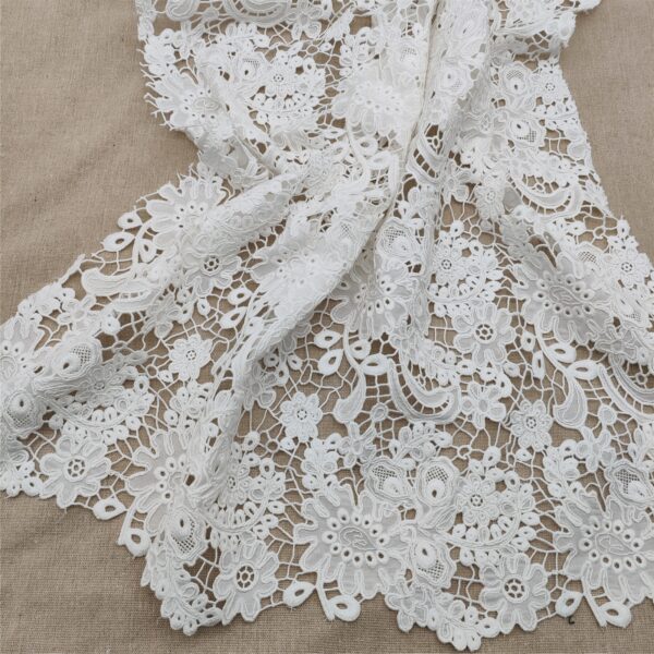 delicate polyester gentle lace fabric for wedding evening dresses