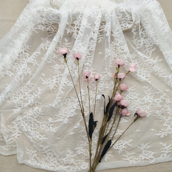high quality fancy style polyester lace fabric knitted for party weddings clothing