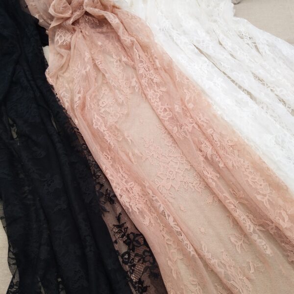 high quality fancy style polyester lace fabric knitted for party weddings clothing